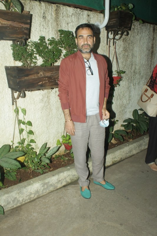 I see flaws in my performances but feeling excited for â€˜Kaagazâ€™ says Pankaj Triapthi