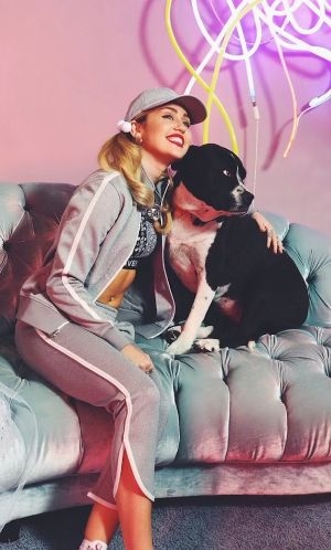 Miley Cyrus mourns pet dog's death with video tribute
