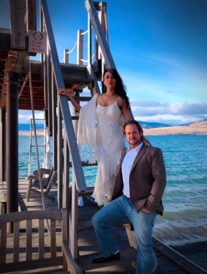 Bollywood and television actress Vedita Pratap Singh has tied the knot with her longtime beau Aaron Edward Sale, who is a US national.