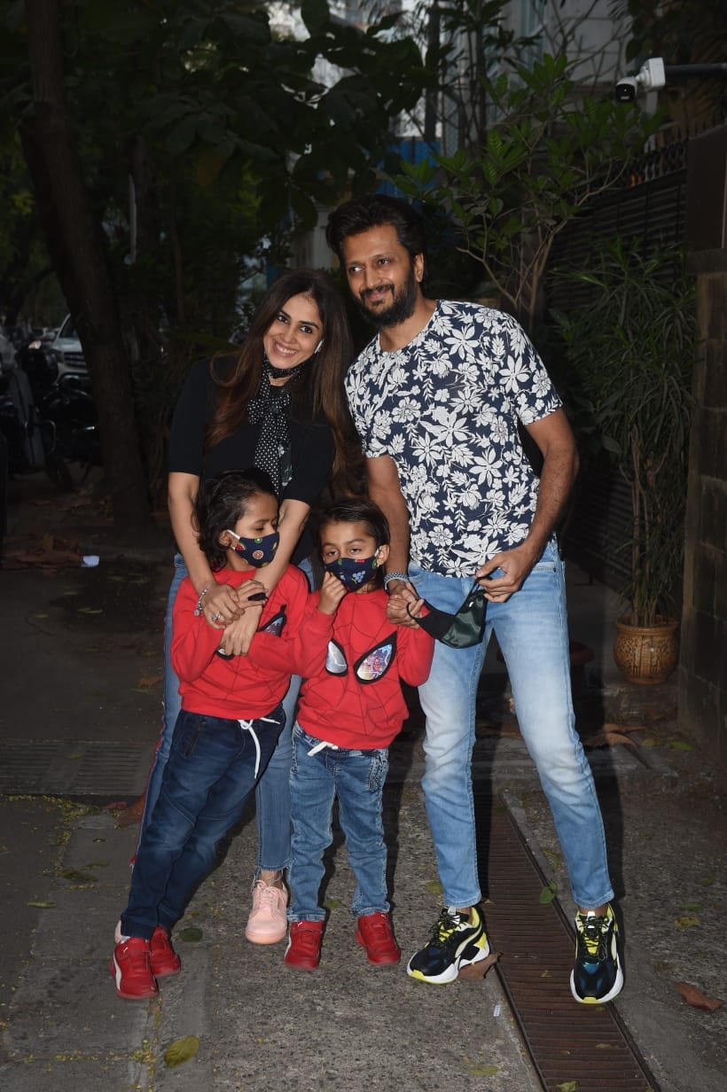 Mumbai:  Riteish Deshmukh, Genelia D'souza, Shabbir Ahluwalia , Neelam Kothari & OTHERS Spotted At Ekta Kapoor's Son Birthday Party.(Ians:photo)
