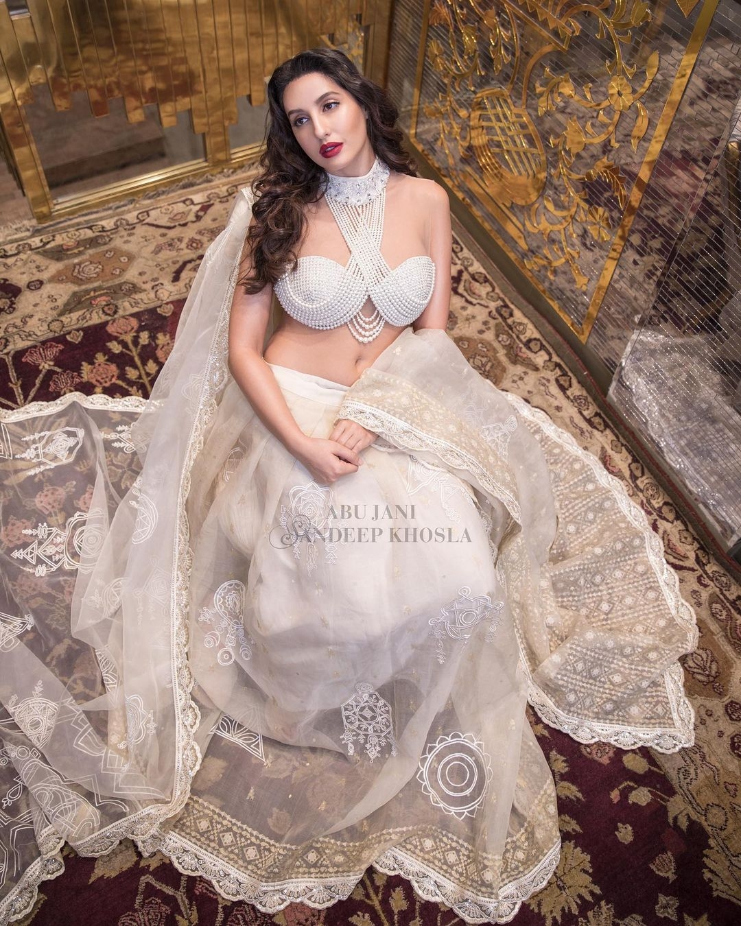 Nora Fatehi sizzles in Sachet-Parampara's new video