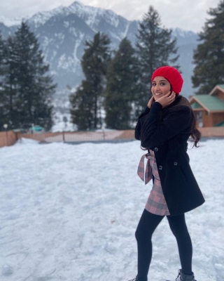 Shooting for her hit show Choti Sarrdaarni in Kashmir has made actress Nimrit Kaur Ahluwalia nostalgic. She reminisced about her most memorable trip to the scenic tourist spot as a child.