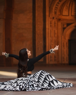 Choreographer Rajit Dev recently directed Nora Fatehi