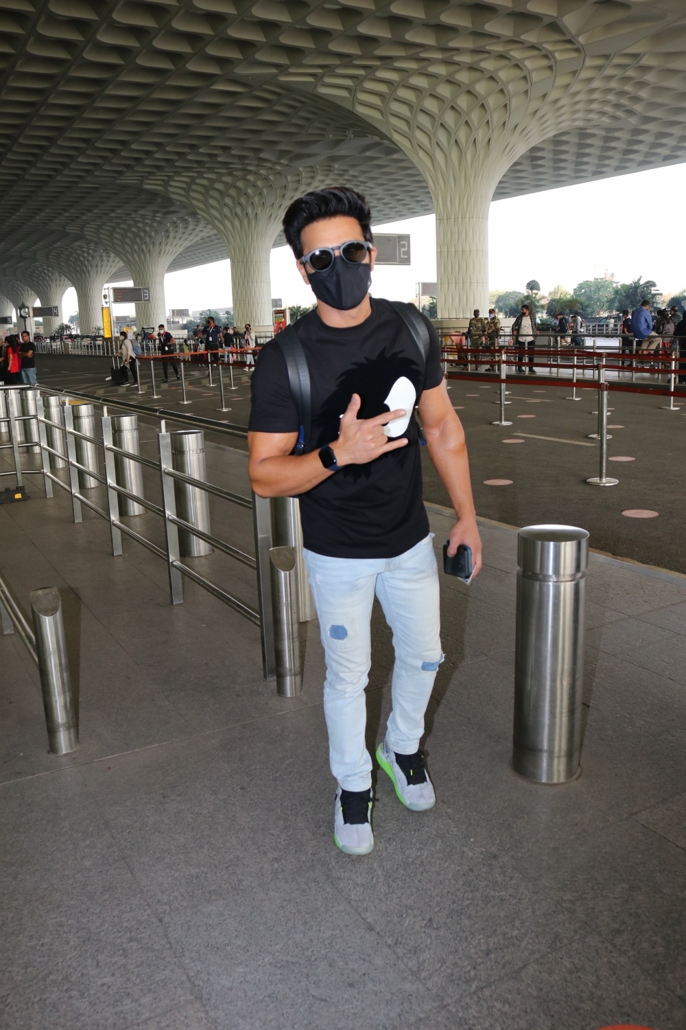 Mumbai: Pulkit Samrat Spotted at Airport Departure Thursday 11th February 2021. (Photo: IANS)