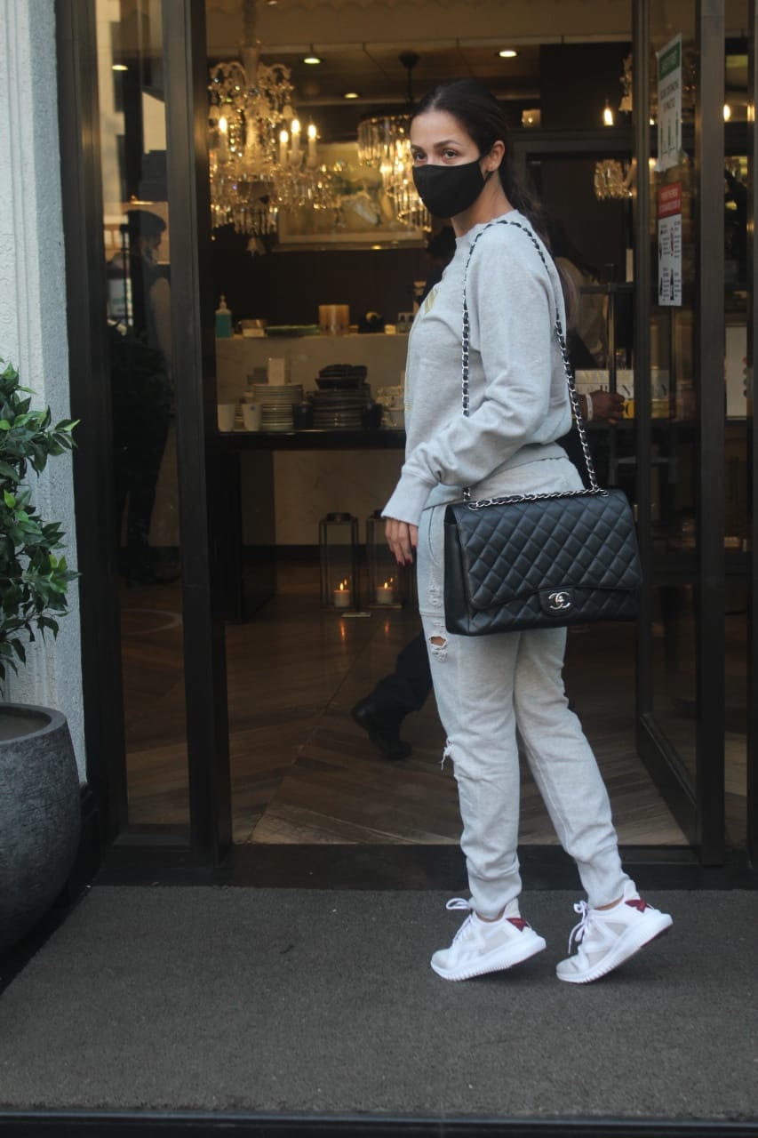 Mumbai: Malaika Arora Spotted in Juhu 11th February 2021. (Photo: IANS)