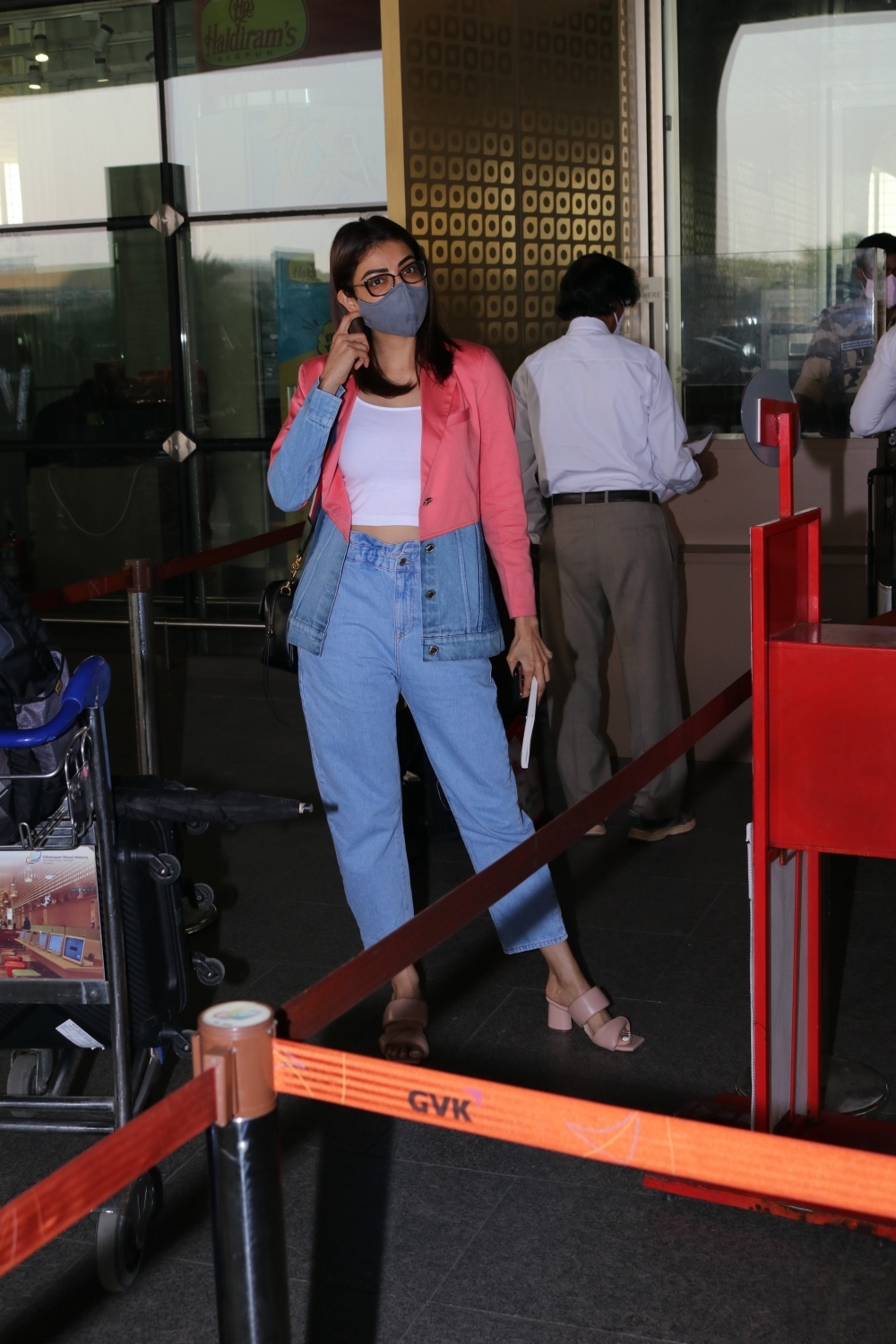 Mumbai: Kajal Aggarwal Spotted at Airport 12th February 2021. (Photo: IANS)