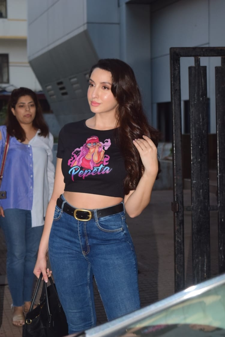 Mumbai: Nora Fatehi Spotted in Andheri on Wednesday 17th February 2021. (Photo: IANS)