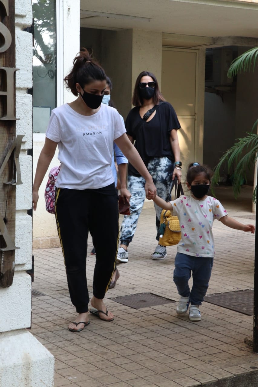Mumbai: Neha Dhupia and Soha Ali Khan Daughter Spotted In Bandra on  Thursday 18th February 2021. (Photo: IANS)