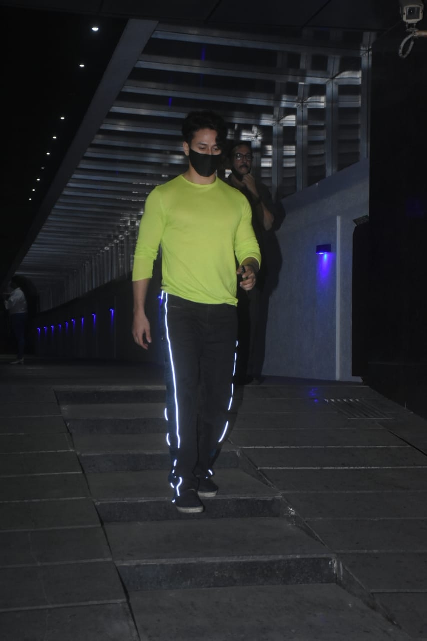 Mumbai: Disha Patani & Tiger Shroff Spotted At Bandra on Wednesday 24rd February 2021. (Photo: IANS)