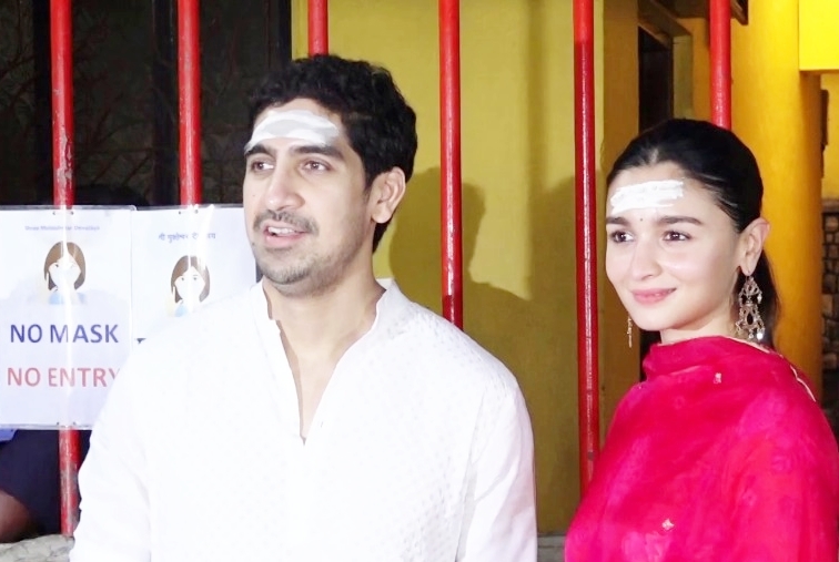 Alia visits Shiv temple, asks for 'something special'.