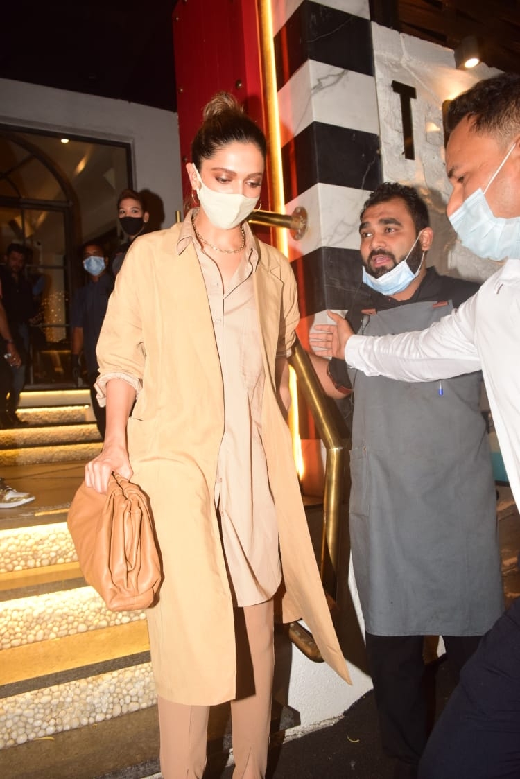 Mumbai: Deepika Padukone Spotted At Tori in Bandra on sunday 14th March, 2021. (Photo: IANS)