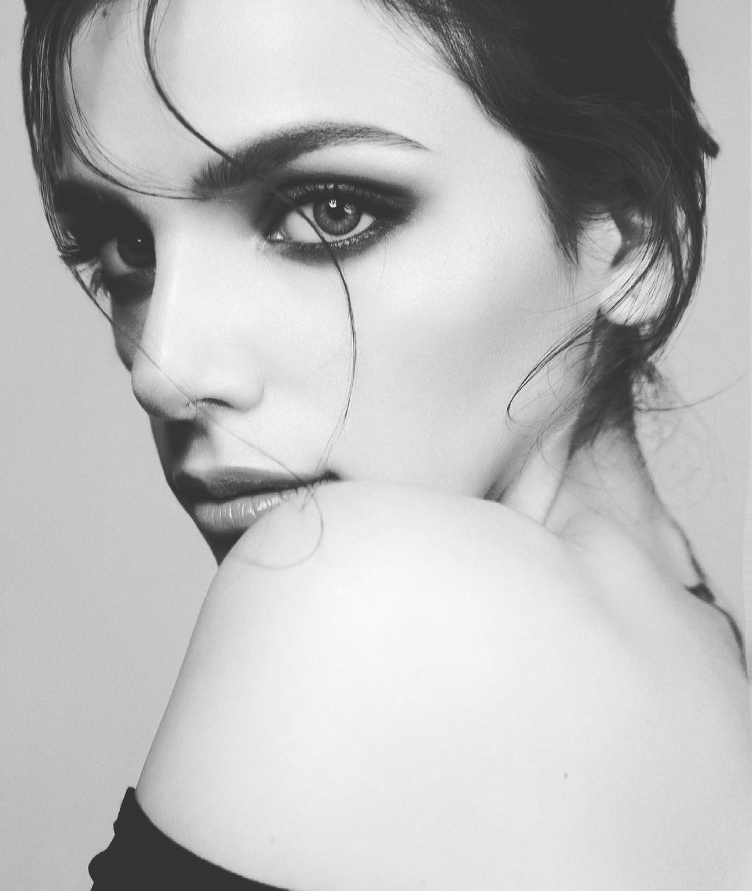 Singer Sukriti Kakar.(photo:Instagram)