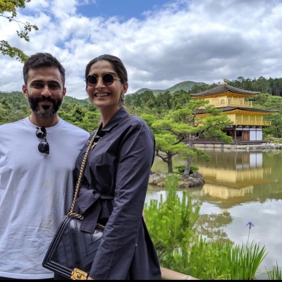 Sonam Kapoor-Anand Ahuja celebrate wedding anniversary, Rhea wishes on social media.(photo:instagram)