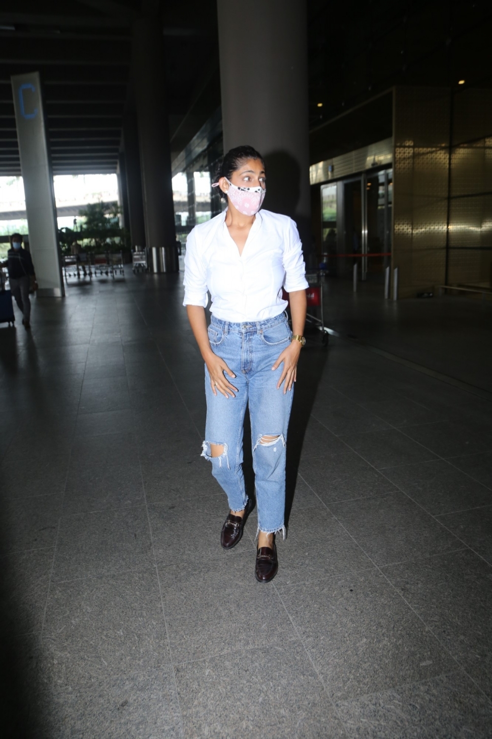 Mumbai: Kubra Sait Spotted at Airport Arrival On Friday, 21 may, 2021. (Photo: Sanjay Tiwari)