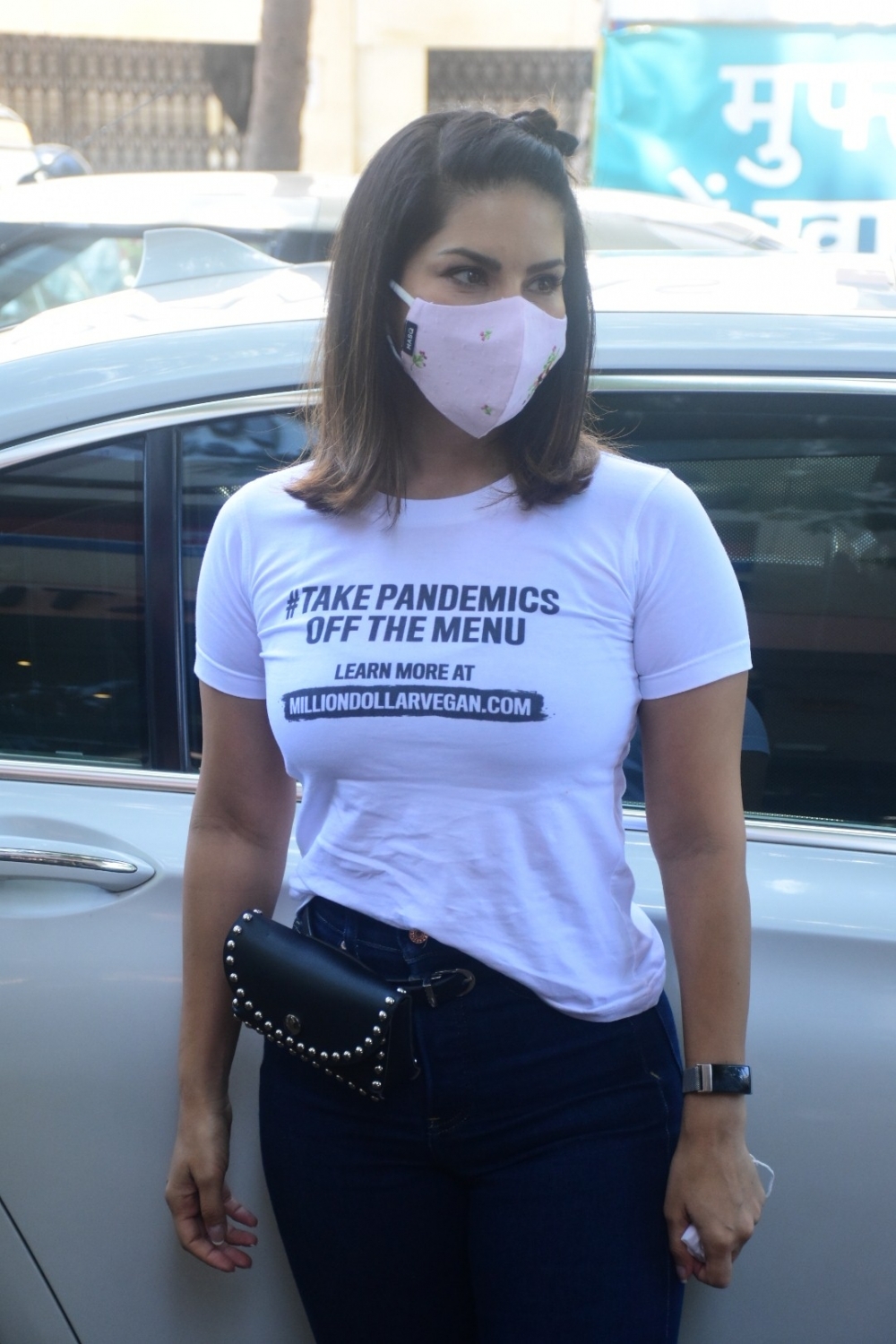 Mumbai: Sunny Leone with husband Daniel Weber spotted at Bandra On Sunday, 06 June, 2021.(Photo: Sanjay Tiwari)