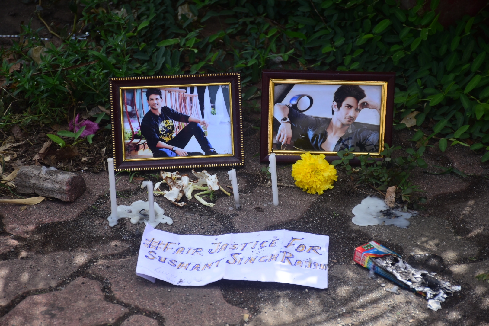 Mumbai: Sushant Singh Rajput Fans Pay Tribute To The Late Actor On His Death Anniversary On Monday, 14 June,2021. (Photo: Sanjay Tiwari)