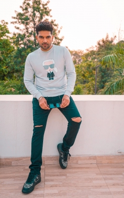 Guru Randhawa to make acting debut with Hindi musical drama film.
