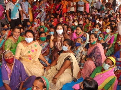 URMILA MATONDKAR spreads radiance in gloomy flood-ravaged villages of Raigad & Ratnagiri