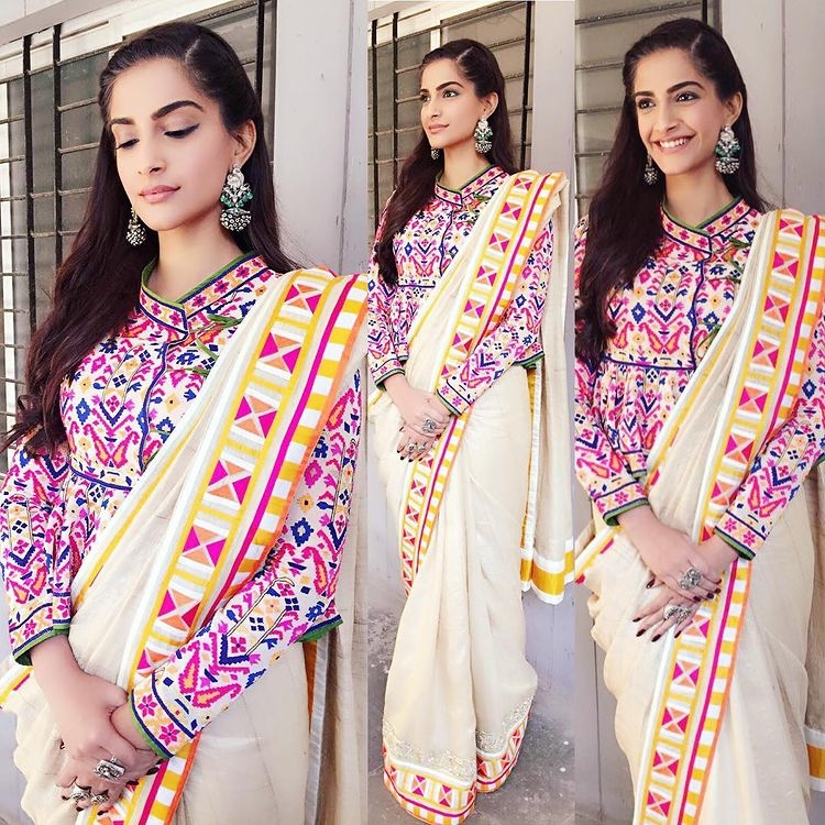 Celebs who make us fall in love with handlooms.(photo:IANSLIFE)