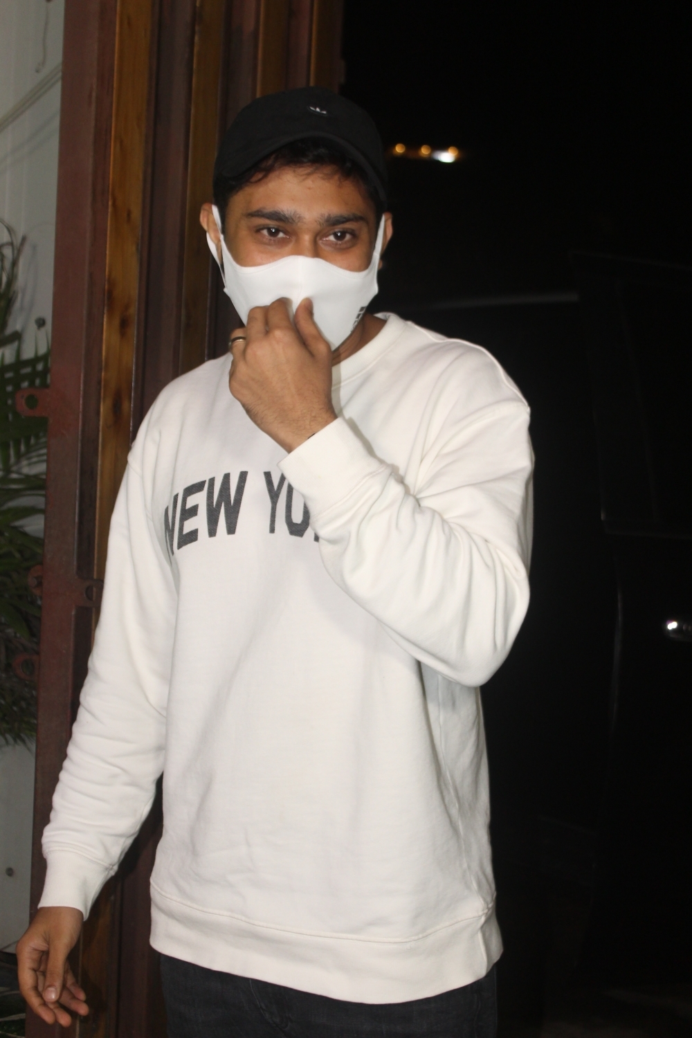 Mumbai: Zaid Darbar Snapped at Atrangz Studio Versova on Sunday August 08, 2021.(Photo: Sanjay Tiwari/IANS)