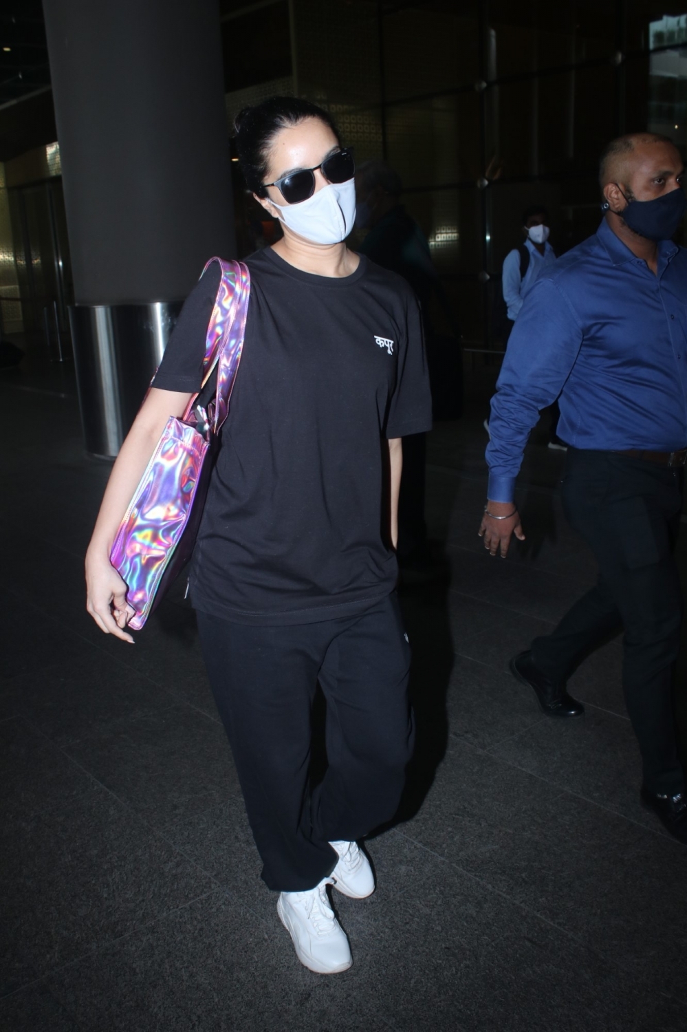 Mumbai: Indian actress Shraddha Kapoor Spotted at Airport Arrival on Saturday, August 14, 2021.(Photo: Sanjay Tiwari/IANS)