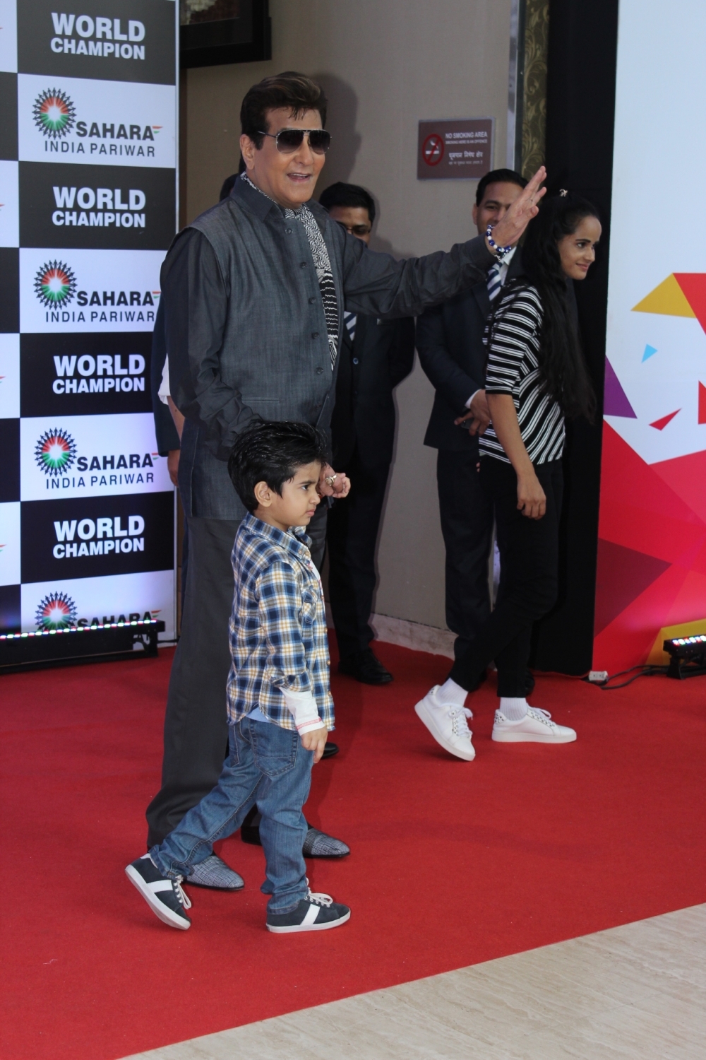 Mumbai: Actor Jeetendra with grandson Laksshya Kapoor at PV Sindhu's felicitation ceremony organised by Sahara Group in Mumbai on Sep 8, 2019. (Photo: IANS)