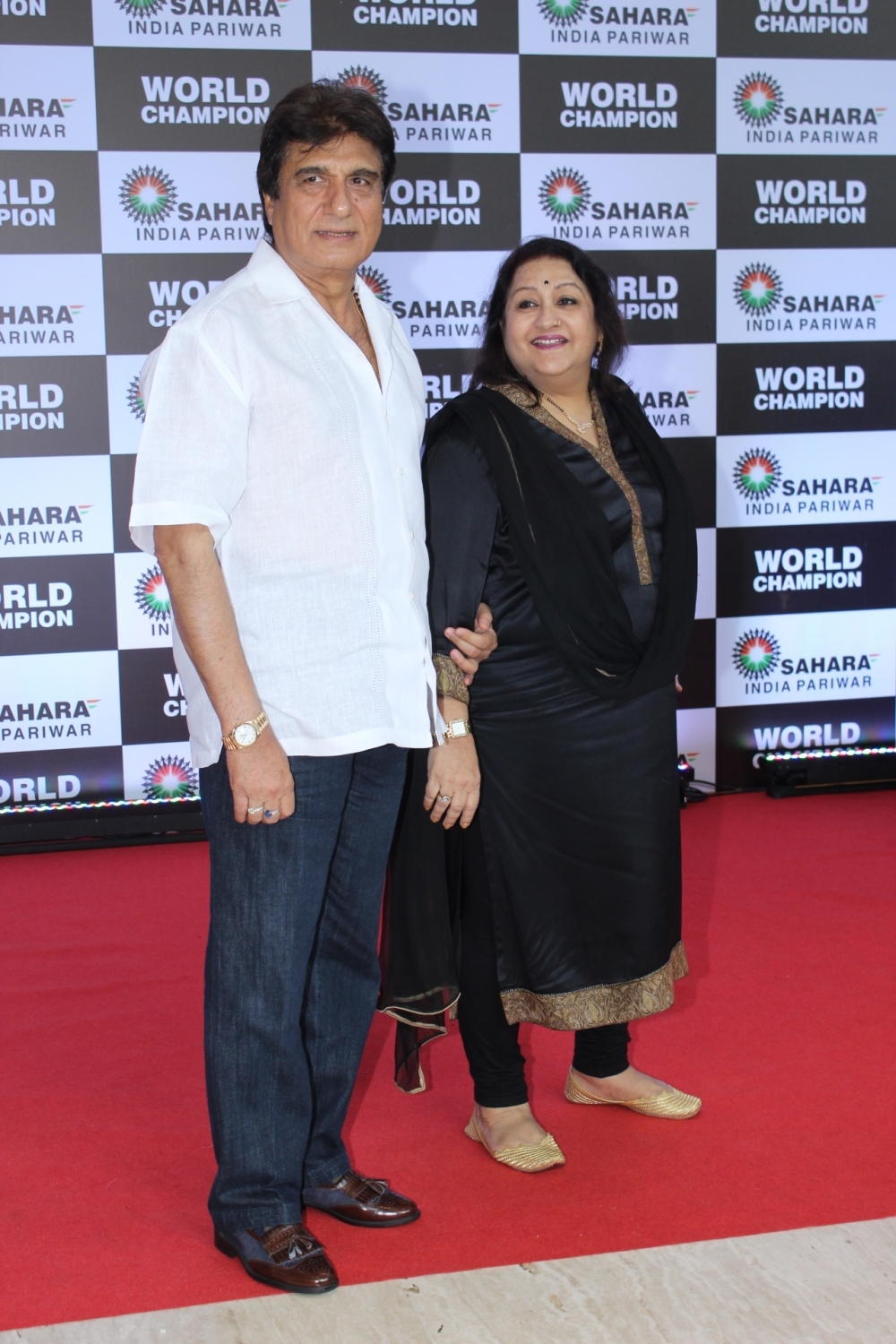 Mumbai: Actor turned politician Raj Babbar with wife Nadira Babbar at PV Sindhu's felicitation ceremony organised by Sahara Group in Mumbai on Sep 8, 2019. (Photo: IANS)