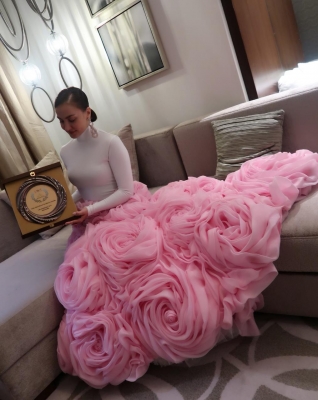 Actress Elli AvrRam says she is on cloud nine after bagging the Breakthrough Bollywood Artist of 2019 award at the India International Excellence Awards (IIEA) held in Dubai.