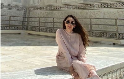 Actress Karisma Kapoor on Sunday shared a few photographs of her visit to the Taj Mahal in Agra.