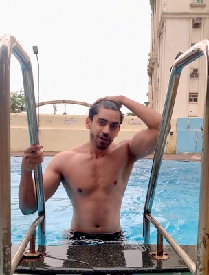 Actor Avinash Mishra.