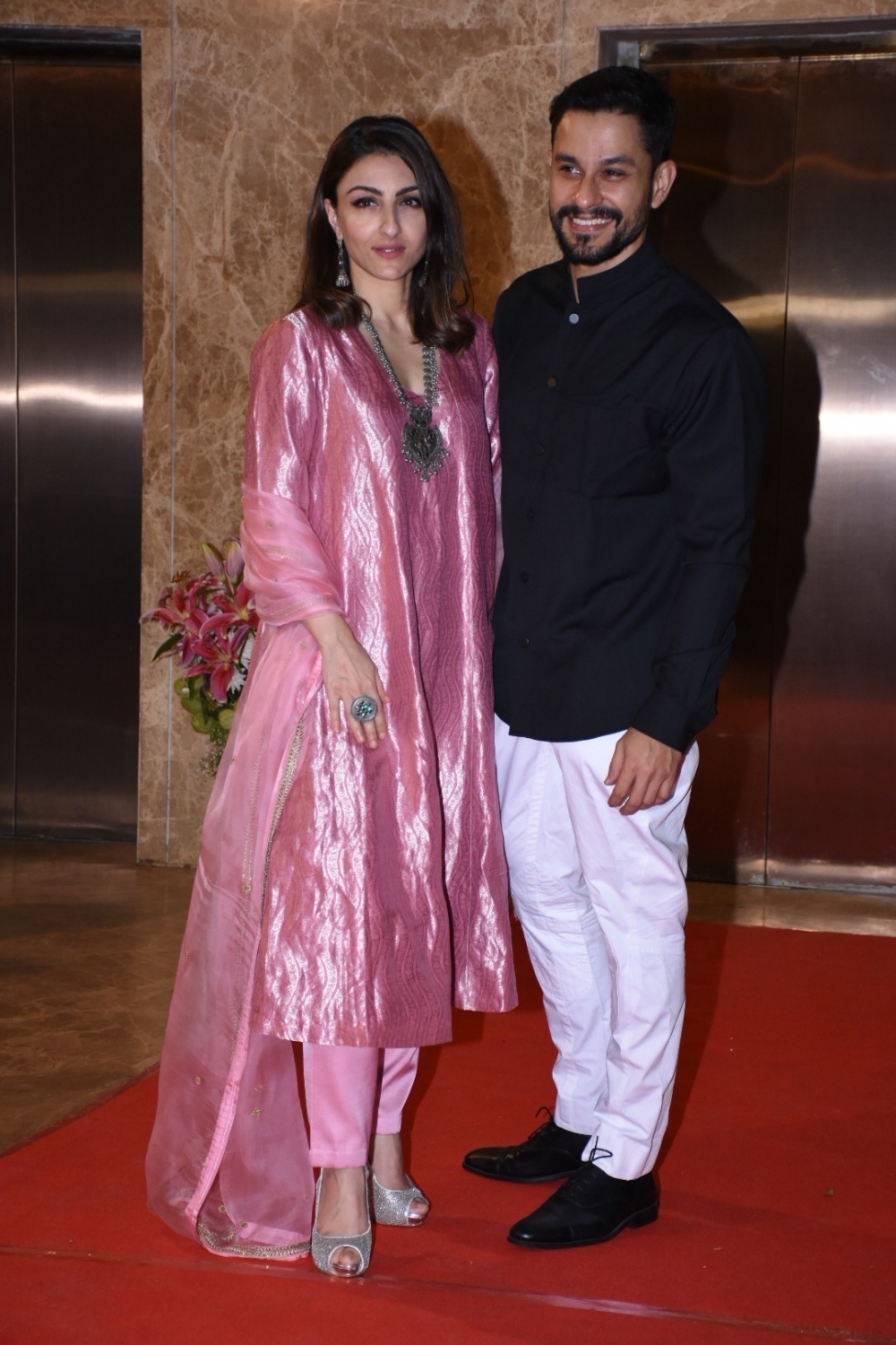 Mumbai: Actors Soha Ali Khan and Kunal Khemu at filmmaker Ramesh Taurani's Diwali bash in Mumbai on Oct 23, 2019. (Photo: IANS)