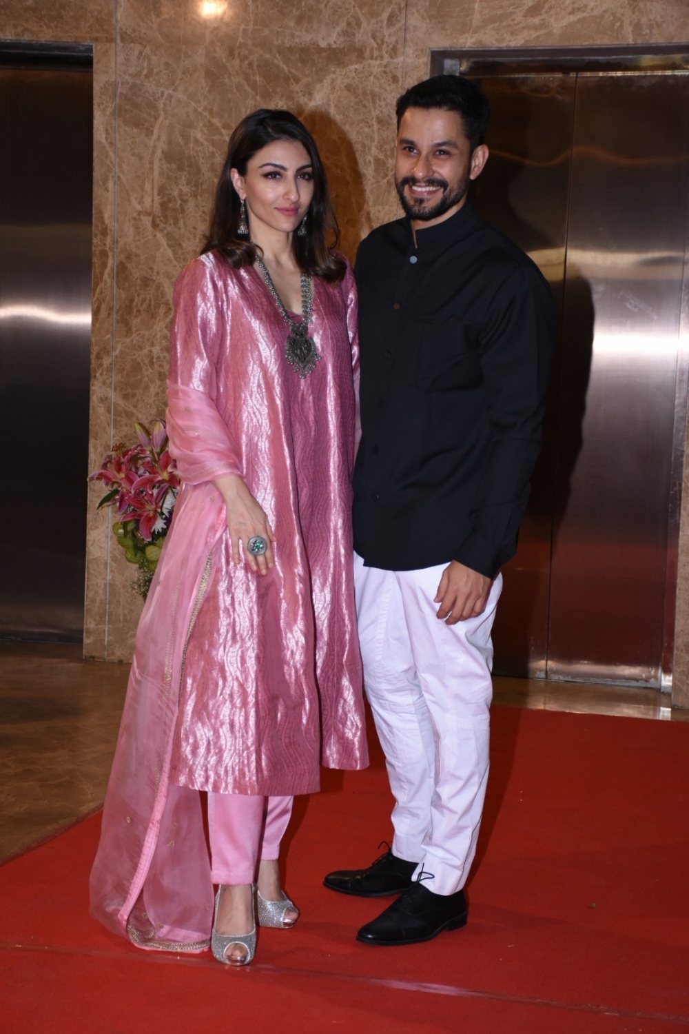 Mumbai: Actors Soha Ali Khan and Kunal Khemu at filmmaker Ramesh Taurani's Diwali bash in Mumbai on Oct 23, 2019. (Photo: IANS)
