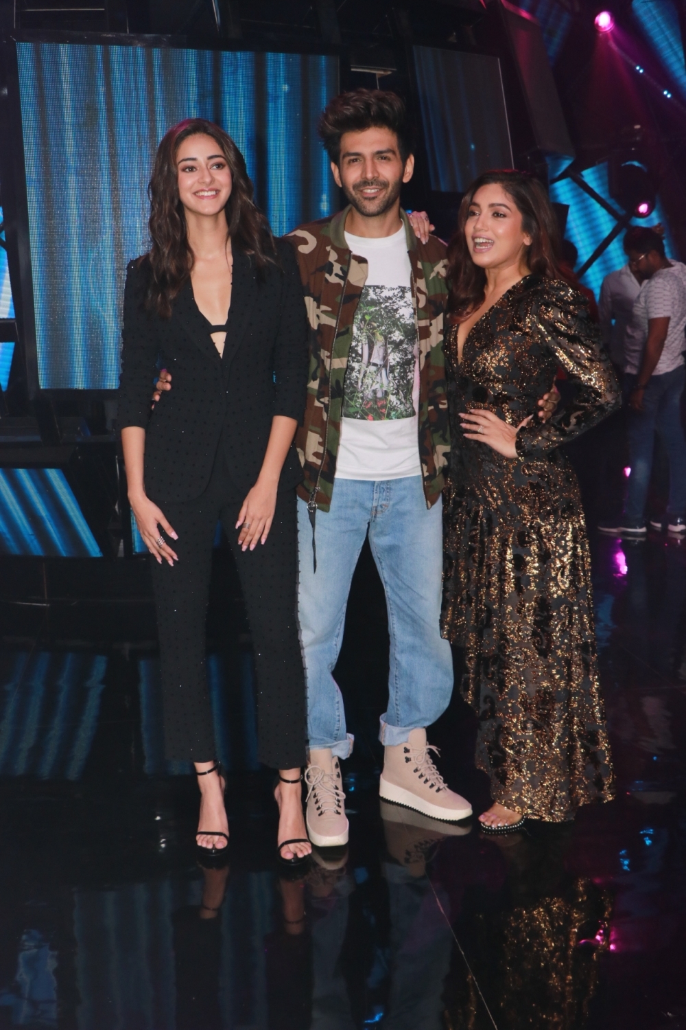 Mumbai: Actors Ananya Panday, Kartik Aaryan and Bhumi Pednekar at the promotions of upcoming film “Pati, Patni Aur Woh” on the sets of reality TV show "Indian Idol 11" in  Mumbai on Nov 25, 2019. (Photo: IANS)