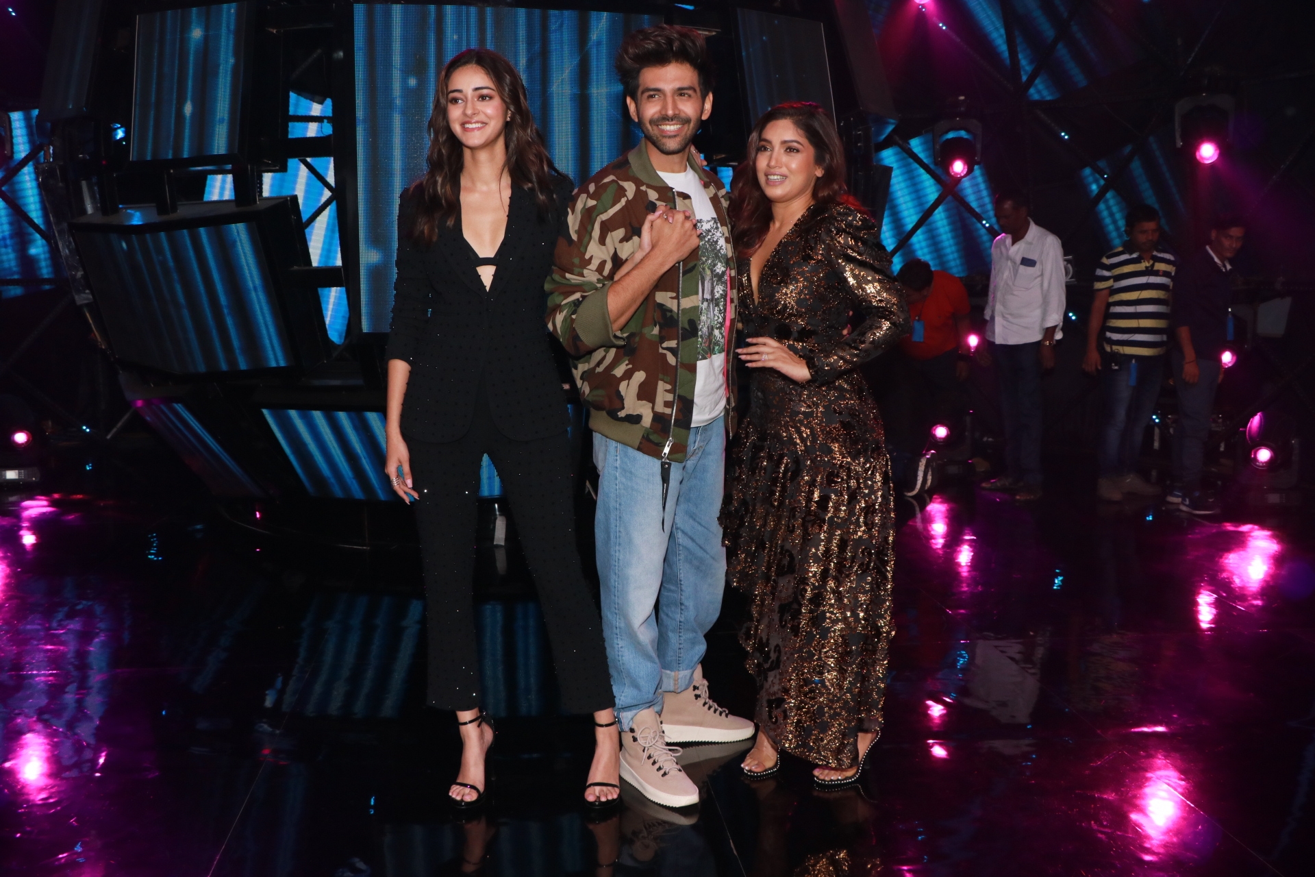 Mumbai: Actors Ananya Panday, Kartik Aaryan and Bhumi Pednekar at the promotions of upcoming film “Pati, Patni Aur Woh” on the sets of reality TV show "Indian Idol 11" in  Mumbai on Nov 25, 2019. (Photo: IANS)