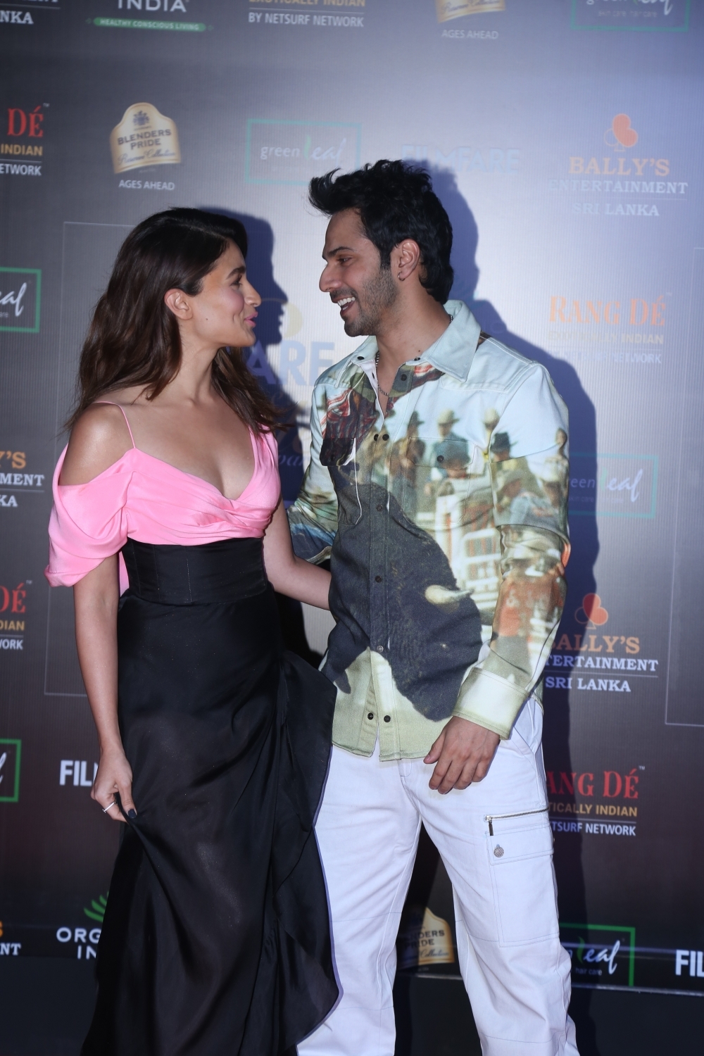 Mumbai: Actors Alia Bhatt and Varun Dhawan on the red carpet of Filmfare Glamour And Style Awards 2019 in Mumbai on Dec 3, 2019. (Photo: IANS)