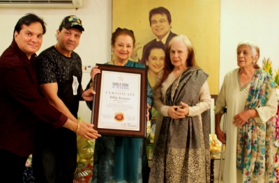 Dilip Kumar was felicitated by World Book of Records, London on his 97th birthday. His brother Aslam Khan collected the Certificate of Honour on his behalf.