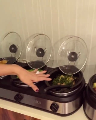 London has always been a favourite holiday destination for B-Towners. Every year, there are many celebrities who end up at in the city to spend Christmas and ring in the New Year. This year is no exception. Anil Kapoor and Shilpa Shetty are among stars who have chosen to be in London in the season of joy.