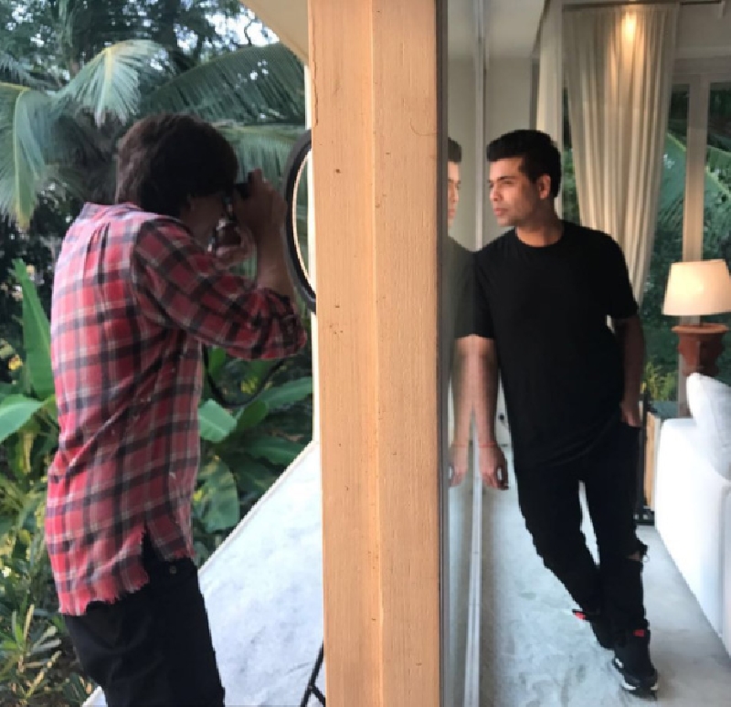 SRK Clicking Karan Johar