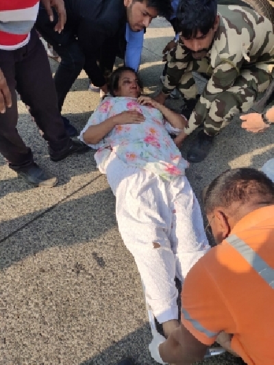 Actress Shabana Azmi was injured in a road accident involving her car near Khalapur on the Mumbai-Pune Expressway.