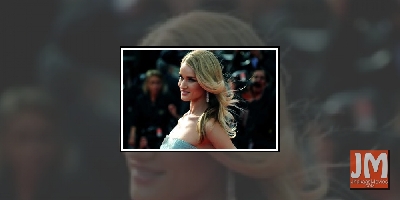 Rosie Huntington-Whiteley meditates in gym