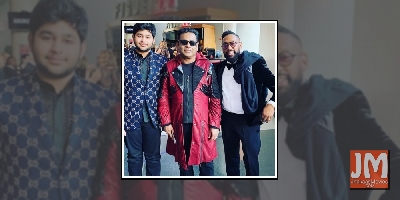 AR Rahman poses with Maroon 5's PJ  Morton at Grammys 2020