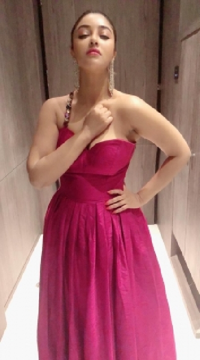 Actress Payal Ghosh looks absolutely ravishing in a red dress as she went for an event in Tinseltown. The bong beauty is all set to take B- town by a storm after major success down south. We wonder what the Patel ki Punjabi Shaadi star has up her sleeves.