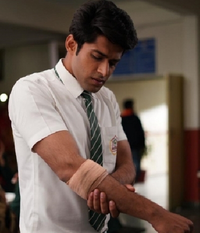 Actor Mohit Kumar recently got injured while shooting for his TV show 