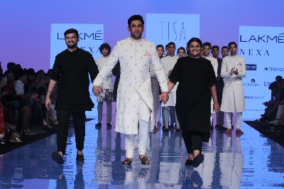 Mumbai: Actor Amit Sadh showcases the creation of Tisa Studio at the Lakme Fashion Week Summer/Resort 2020 grand finale, in Mumbai on Feb 16, 2020. (Photo: IANS)