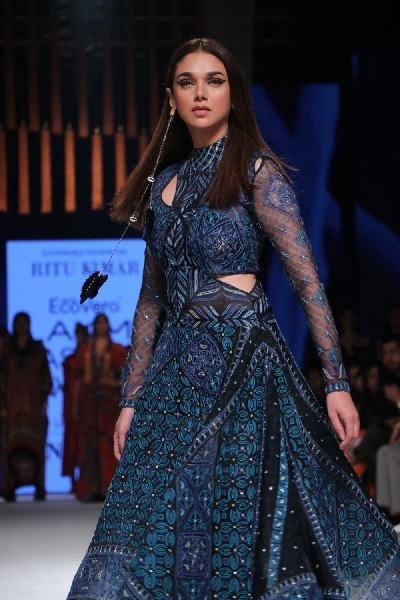 Mumbai: Actress Aditi Rao Hydari walks the ramp in fashion designer Ritu Kumar's creation on Day 3 of the Lakme Fashion Week Summer/Resort 2020, in Mumbai on Feb 13, 2020. (Photo: IANS)