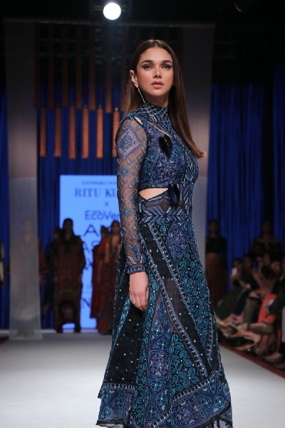 Mumbai: Actress Aditi Rao Hydari walks the ramp in fashion designer Ritu Kumar's creation on Day 3 of the Lakme Fashion Week Summer/Resort 2020, in Mumbai on Feb 13, 2020. (Photo: IANS)