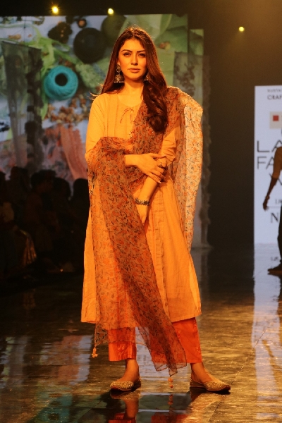 Mumbai: Actress Hansika Motwani at Lakme Fashion Week Summer/Resort 2020, in Mumbai on Feb 13, 2020. (Photo: IANS)