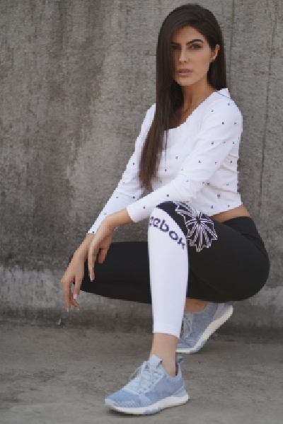 For Elnaaz Norouzi, athleisure is the way to go.