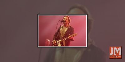 Pearl Jam postpones tour over COVID-19 concerns