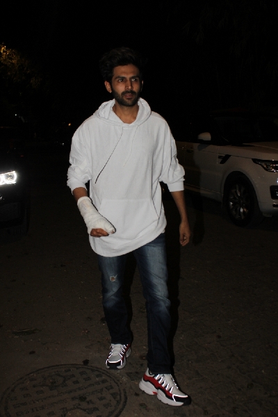 Mumbai: Actor Kartik Aaryan at the screening of the upcoming film "Angrezi Medium" in Mumbai on March 8, 2020. (Photo: IANS)